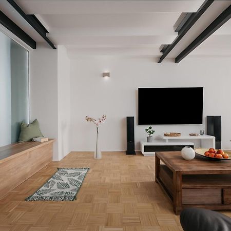 Dot 3 Bdr Apartment With Tyn Cathedral View & Ac Prag Exteriör bild